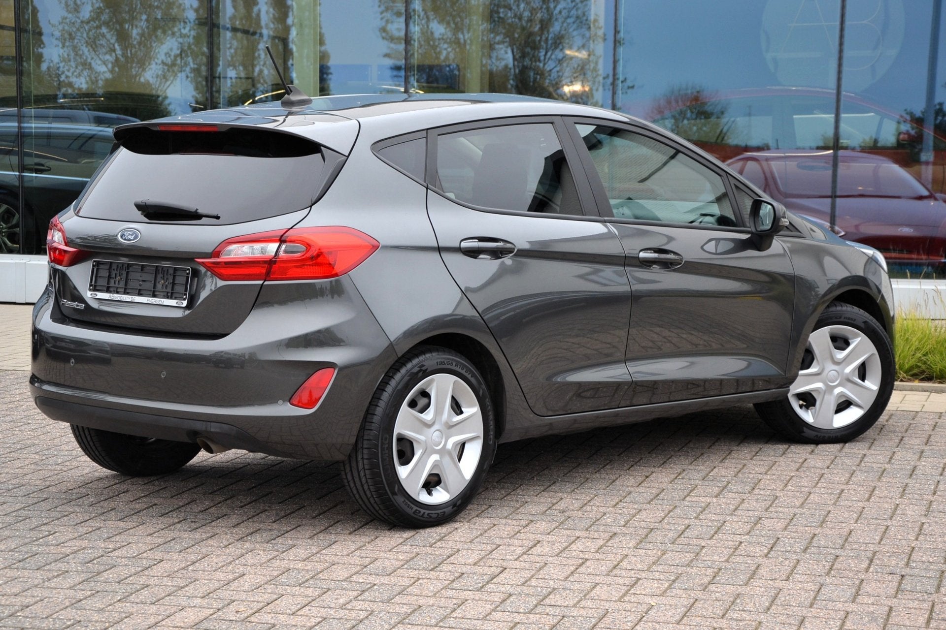 Ford Fiesta Connected, Autos, Achat, 998 cm³, Euro 6, Entreprise