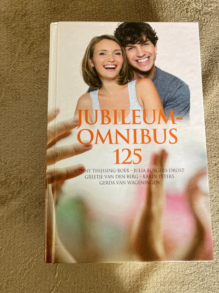 Jubileum omnibus , vijf romans (nieuw) Henny Thijssing-Boer, Ophalen of Verzenden, Nieuw, Henny Thijssing-Boer, Julia Burgers-Drost
