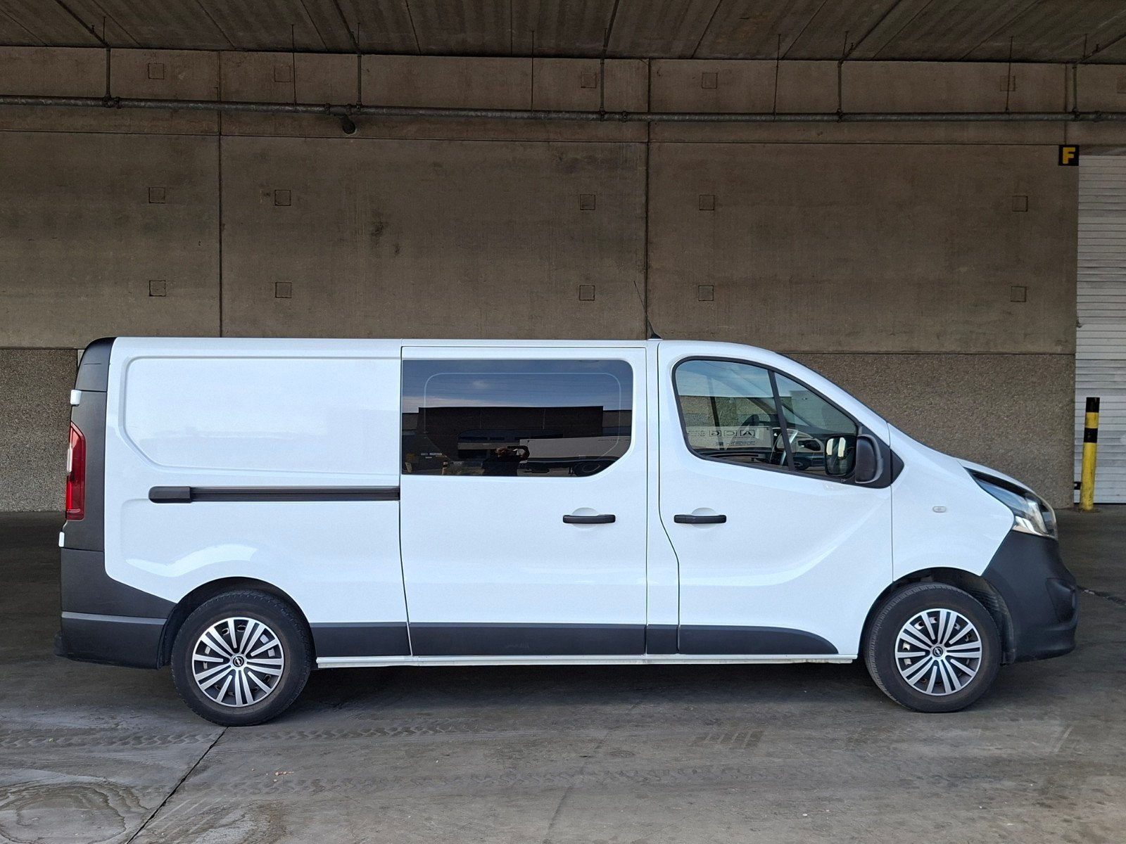 1.6 CDTi L2H1(EURO6) dubbel cabine, Autos, Achat, Vivaro, Euro 6, Boîte manuelle