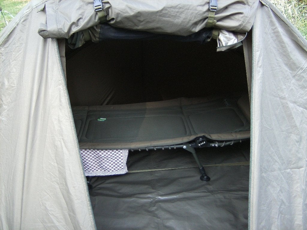 ENSEMBLE CARPE, TENTE BEDCHAIR KEVIN NASH, SHIMANO MOULINETS, Enlèvement, Comme neuf, Ensemble complet