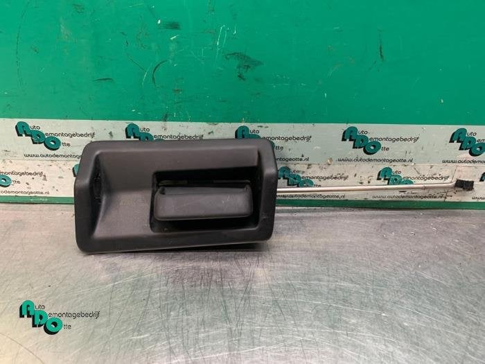 Poignée porte coulissante droite d'un Volkswagen Caddy (Cad, Volkswagen, -, 3 mois de garantie, Utilisé