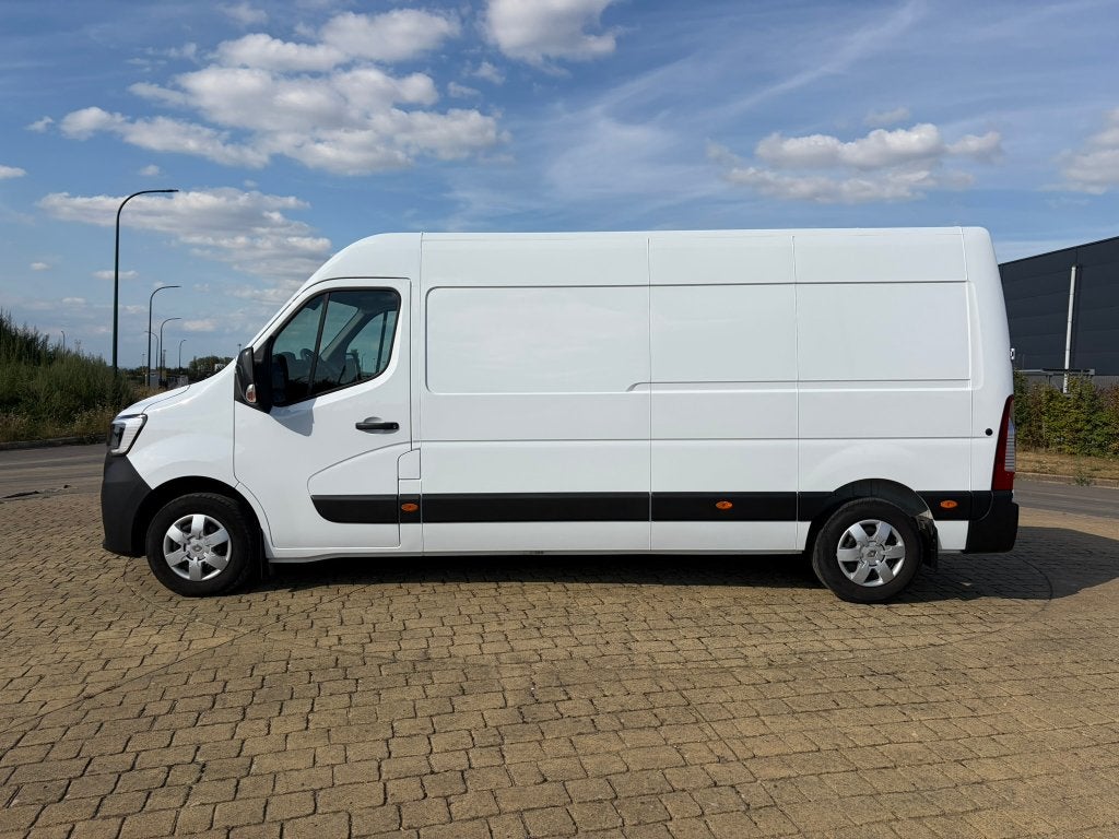 Renault Master L3H2 2.3 150cv / 23132,23€ htva, Autos, Entreprise, 3 places, 2500 kg, Noir