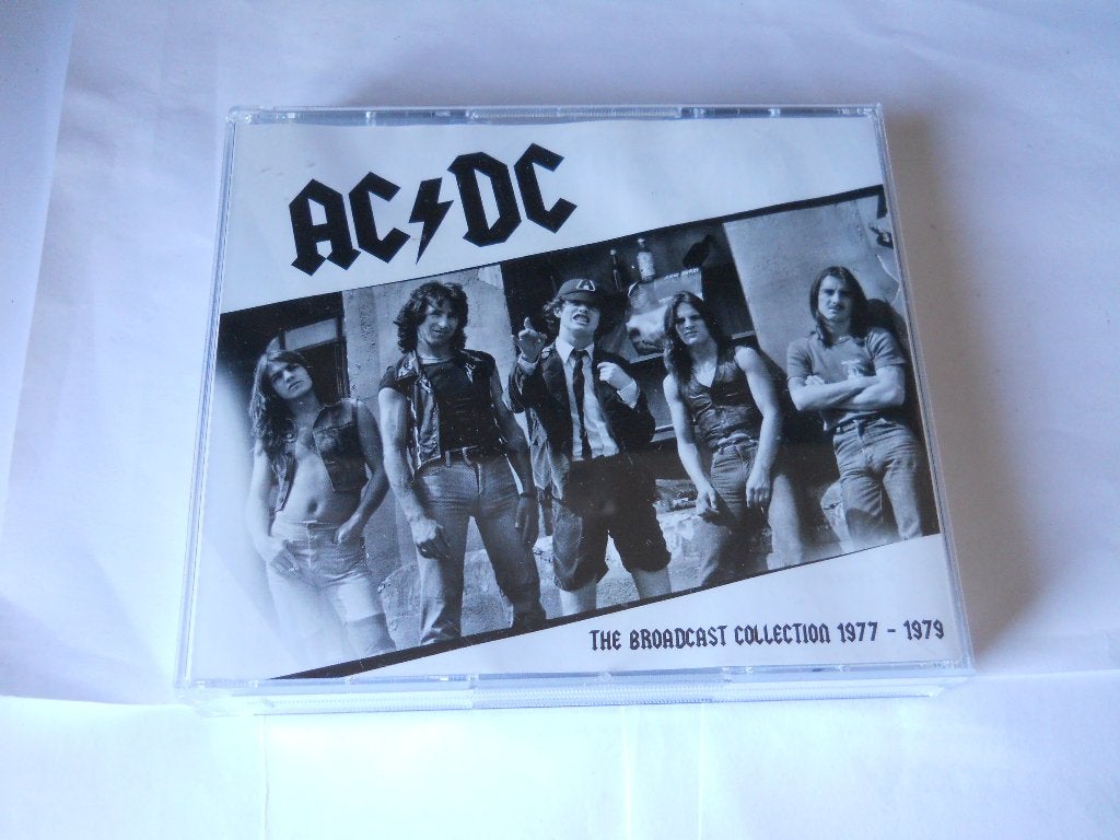 4 CD BOX - AC/DC, Ophalen of Verzenden, Zo goed als nieuw, Hardrock, Boxset