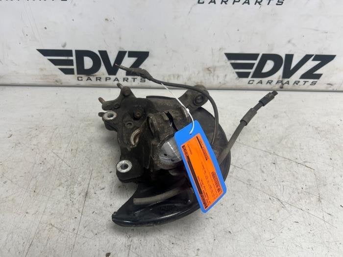 Fusee houder links-voor van een Volkswagen Tiguan, Gebruikt, -, Volkswagen, -