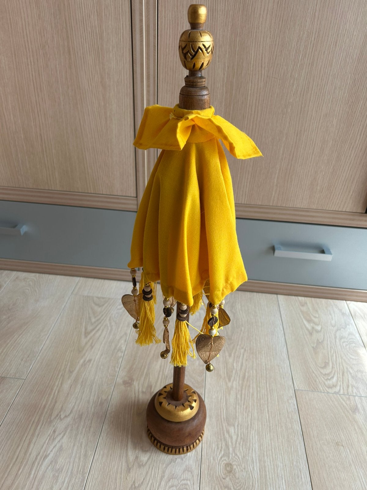 Paraplu decoratie, Huis en Inrichting, Ophalen, Hout, Oranje, Landelijk