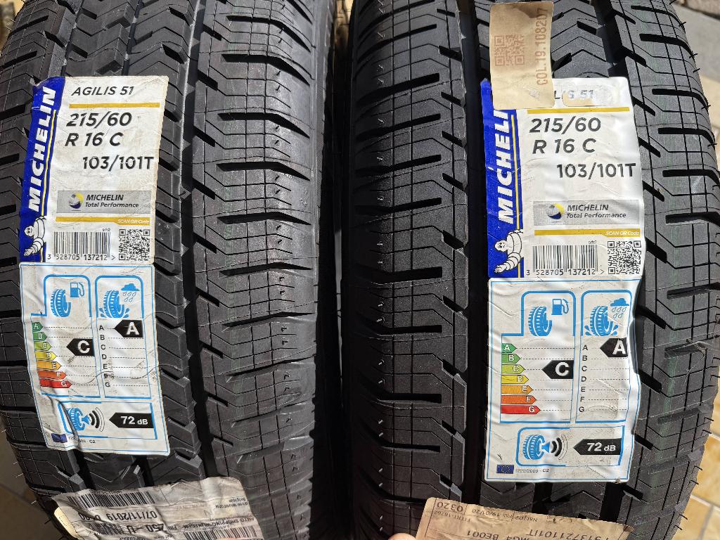 MICHELIN AGILIS 51 215/60 R16 C 103/101T NIEUW, Ophalen, Band(en)