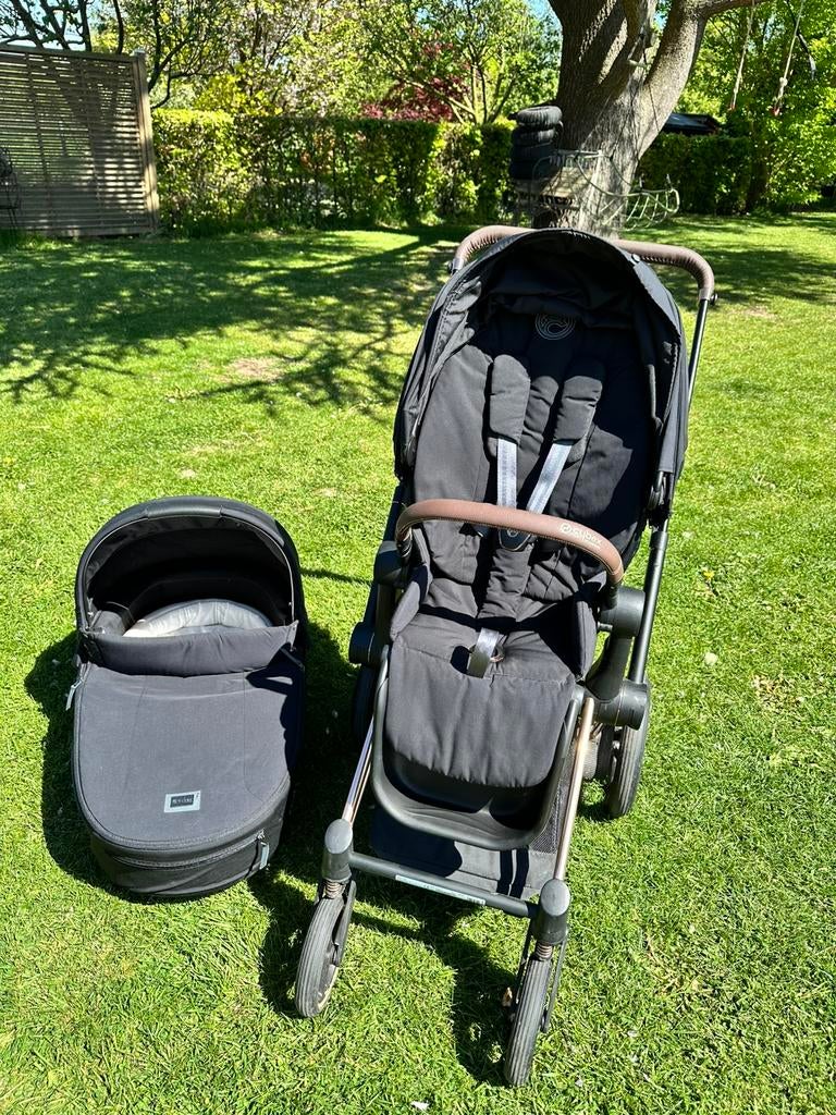 Poussette CYBEX e-Priam électrique + nacelle + accessoires, Enfants & Bébés, Poussettes & Combinaisons, Enlèvement, Comme neuf