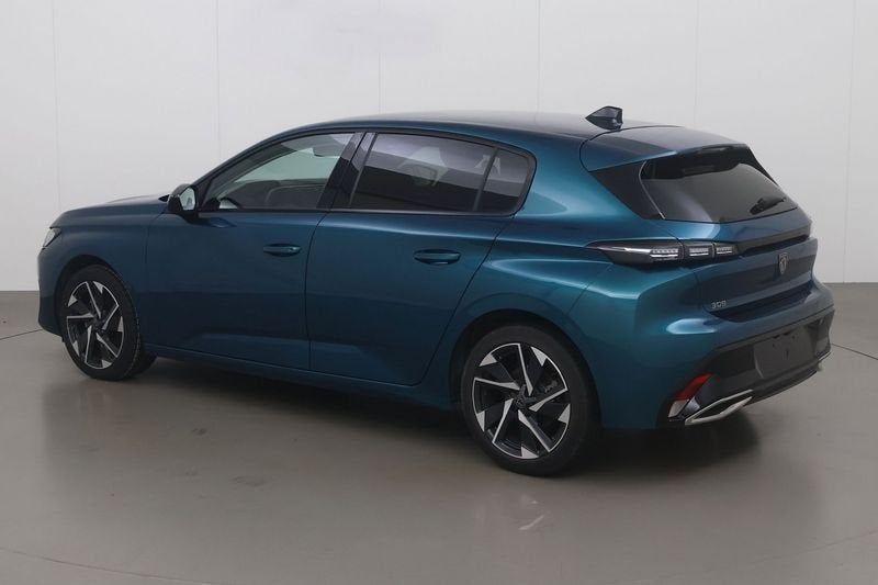 Peugeot 308 1.2 puretech allure s&s 131, 4 deurs, Gebruikt, 1199 cc, 127 g/km