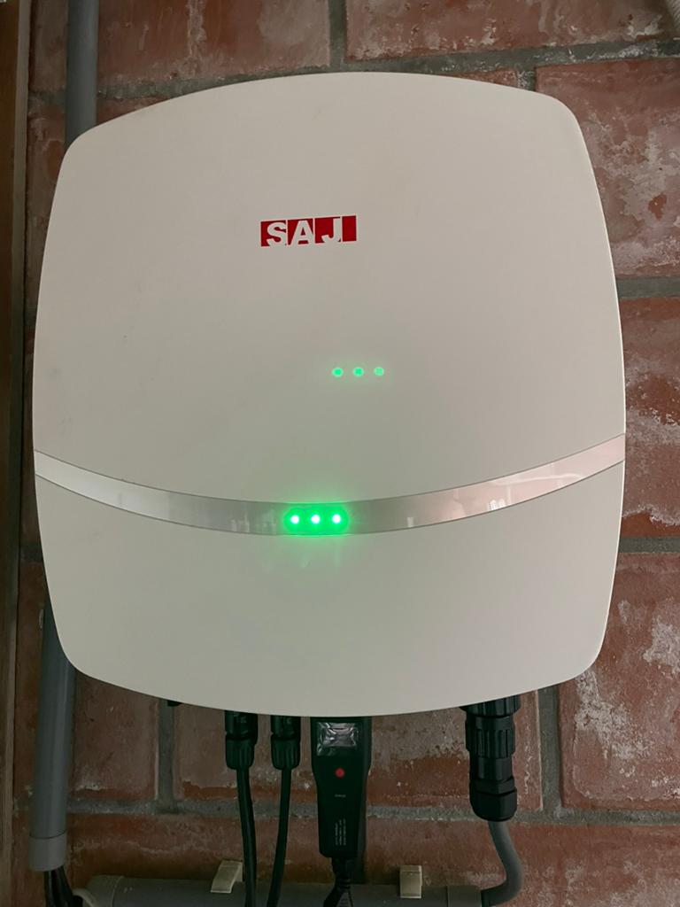 SAJ R5 1F stringomvormer 3.6kW, Enlèvement, Comme neuf