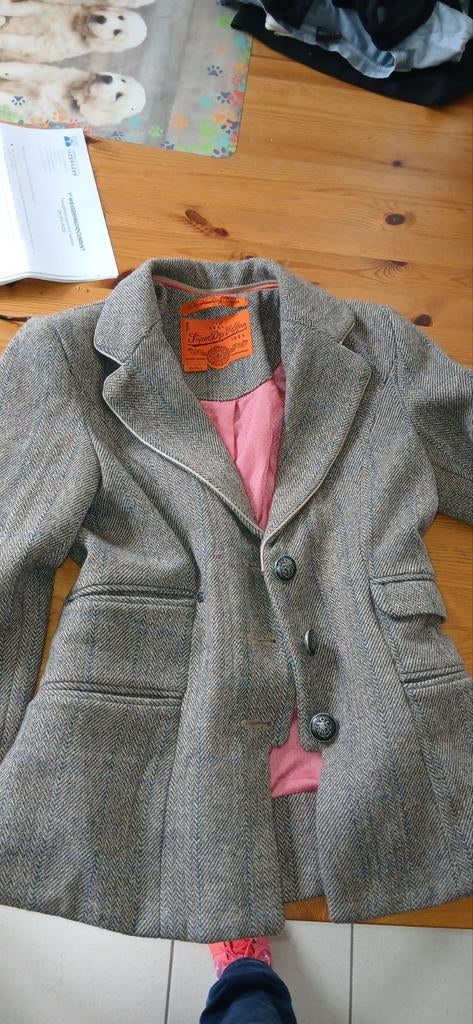 Blazer Superdry en édition limitée, Enlèvement