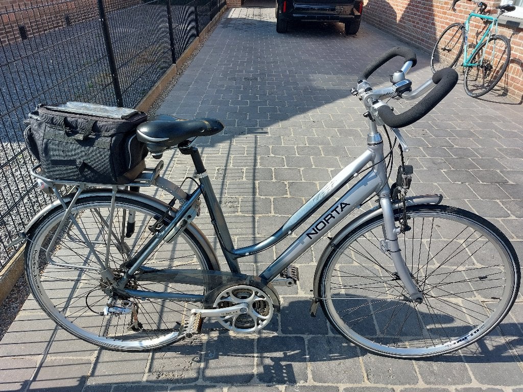Trekkingfietsen Norta LRC man+vrouw, 28 inch, Velgrem, Zo goed als nieuw, Meer dan 20 versnellingen