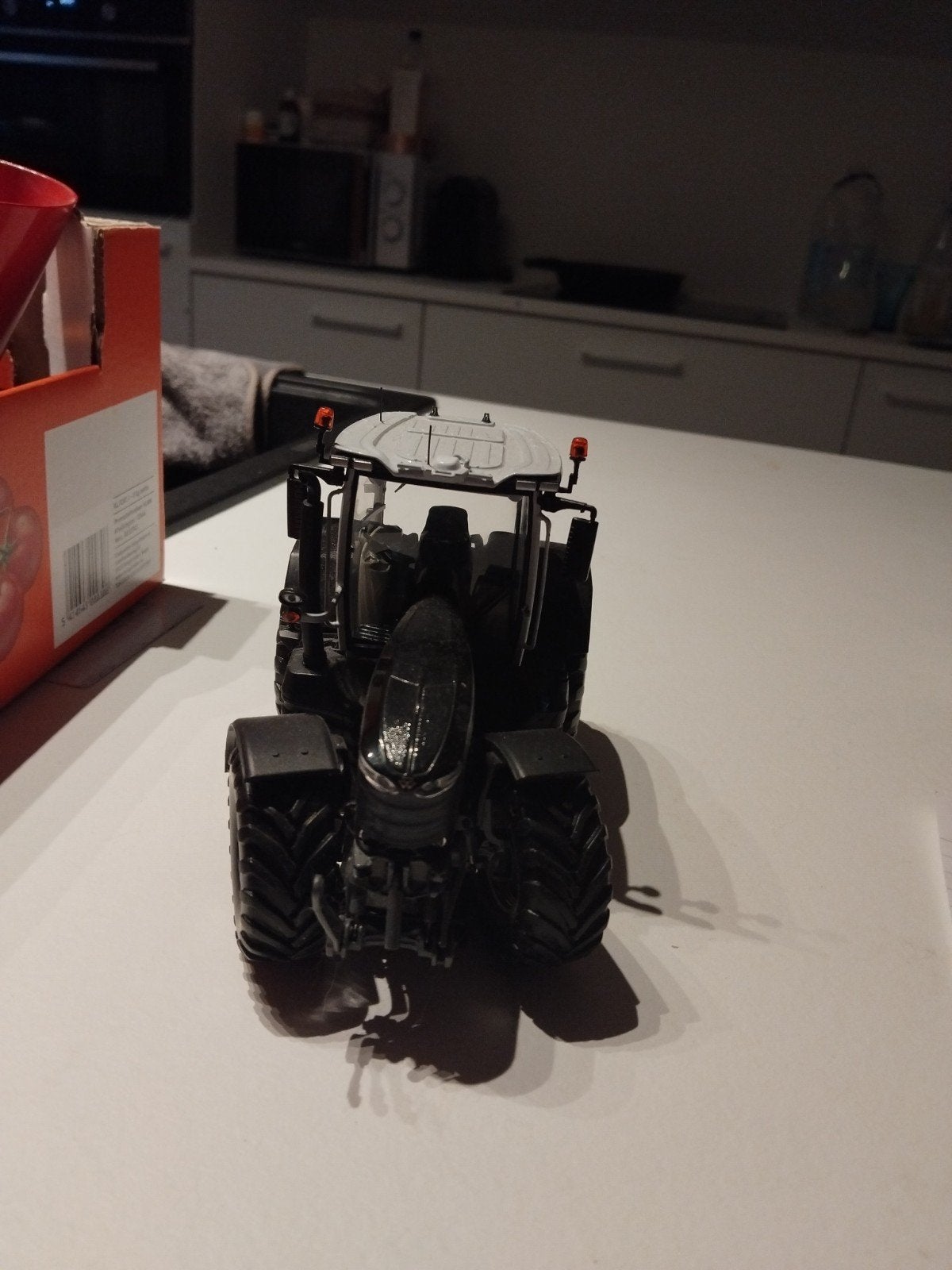 een massey Ferguson net nieuw, Ophalen