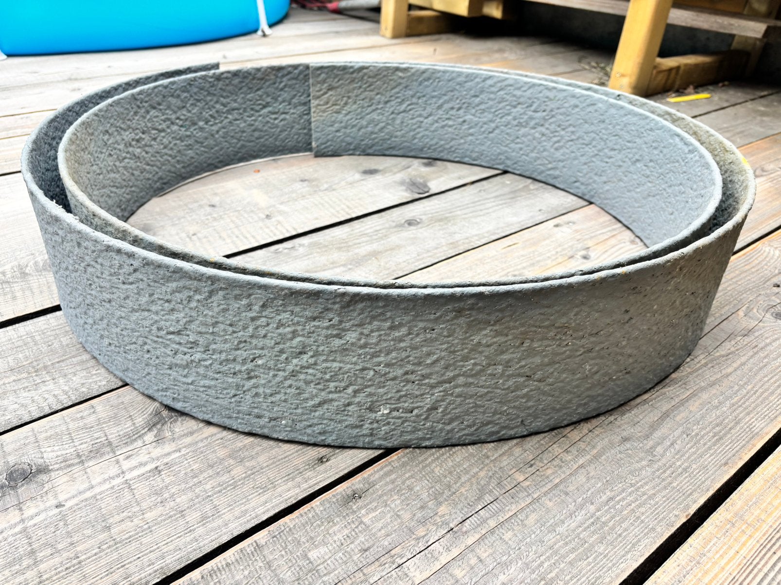 Grijze afboording voor tuin. 3 meter, Ophalen, Zo goed als nieuw