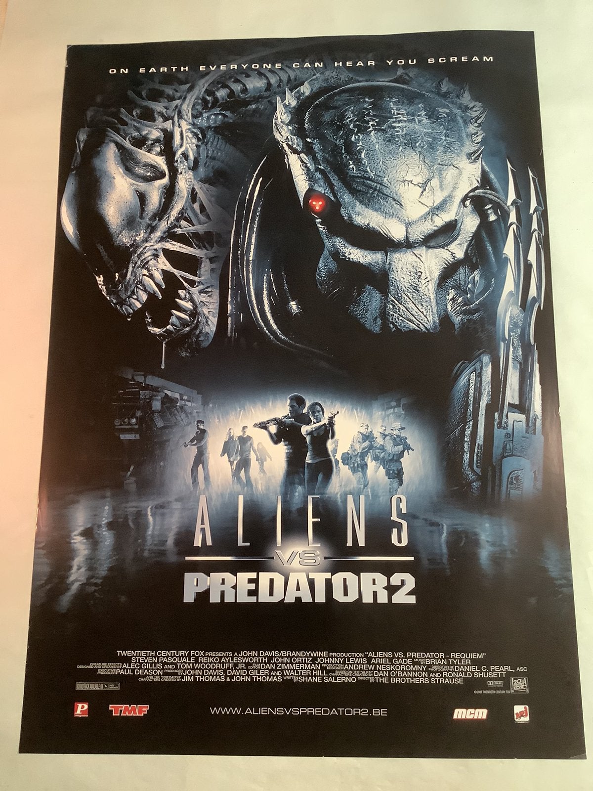 ALIENS VS PREDATOR   filmposter  70-100 cm, Ophalen, Zo goed als nieuw