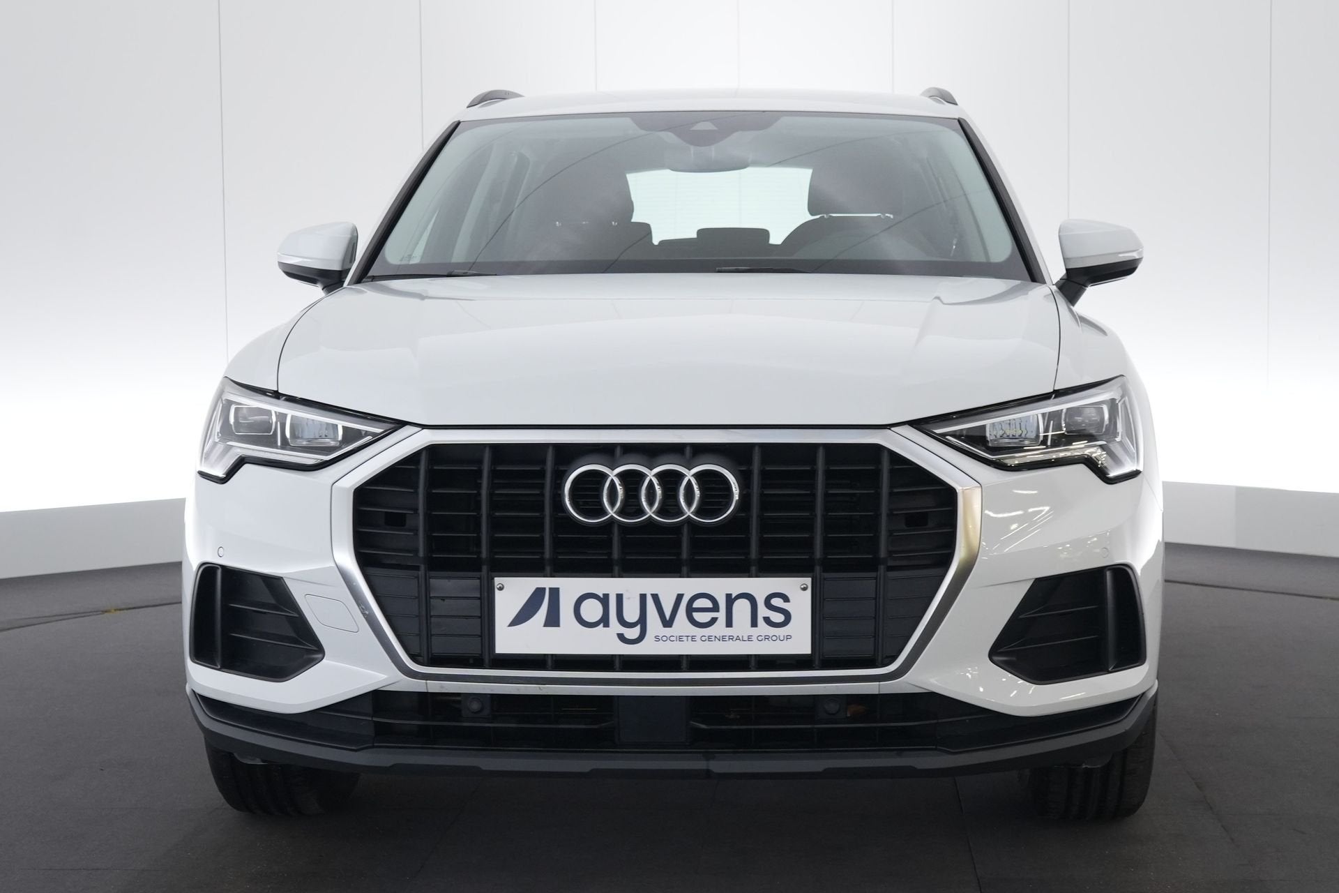 (2AVW469) AUDI Q3, Achat, Commande vocale, Entreprise, 1498 cm³