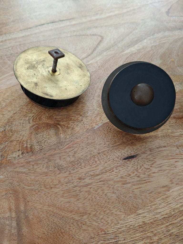 Glazen handvat kast, Enlèvement