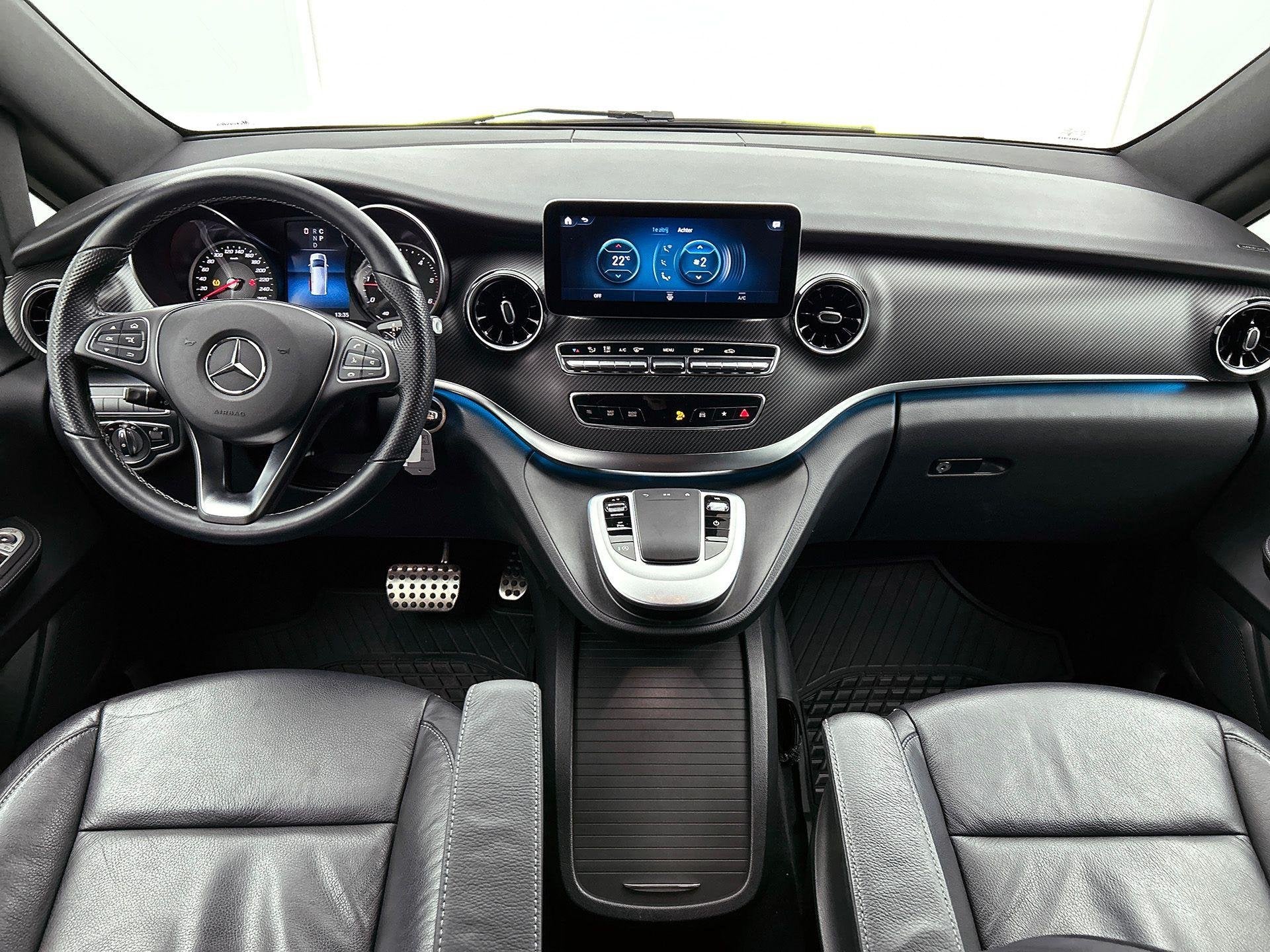 Mercedes-Benz V-klasse 300 D L2 AMG Line | 7 Zitplaatsen | 3, Auto's, Automaat, Gebruikt, 204 g/km, 4 cilinders