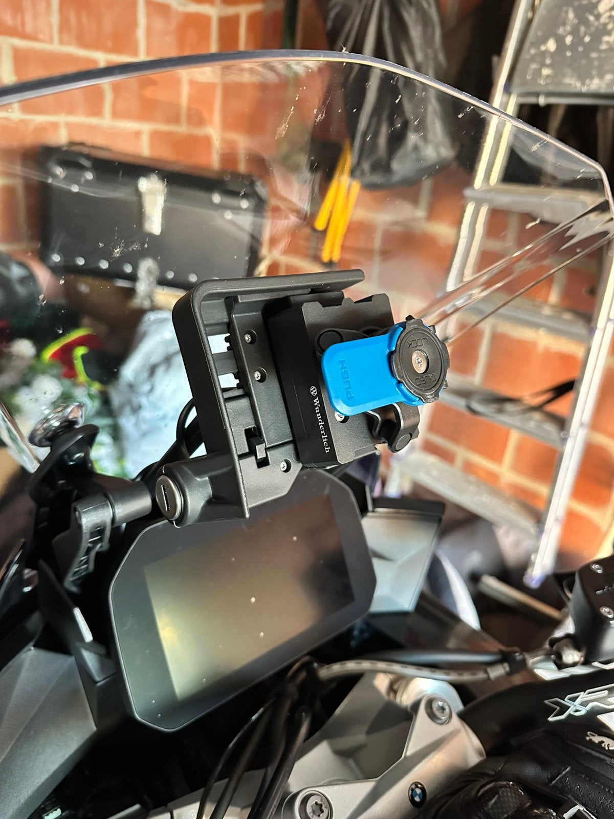 Support de téléphone portable pour moto Bmw, Enlèvement