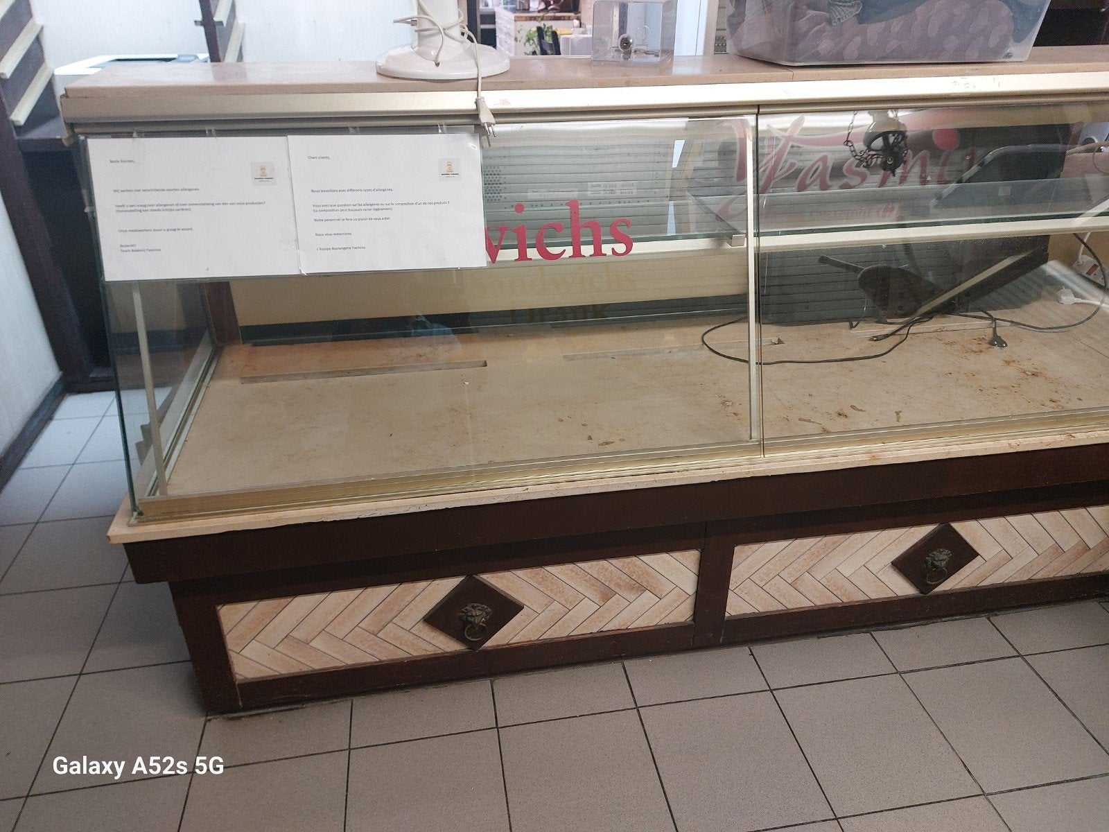 Ouderwets aanrecht met gemarmerd gebak, Ophalen, 200 liter of meer, 60 cm of meer, 160 cm of meer
