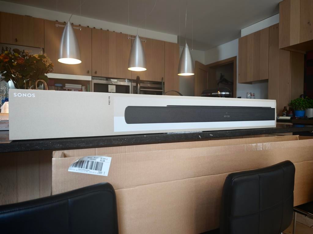 Sonos Arc Ultra entièrement nouveau dans son emballage, TV, Hi-fi & Vidéo, Barres de son, Neuf, Bluetooth, Avec subwoofer intégré
