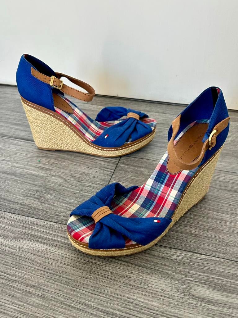Chaussures à talon compensé tommy hilfiger, Enlèvement ou Envoi, Comme neuf, Bleu, Espadrilles