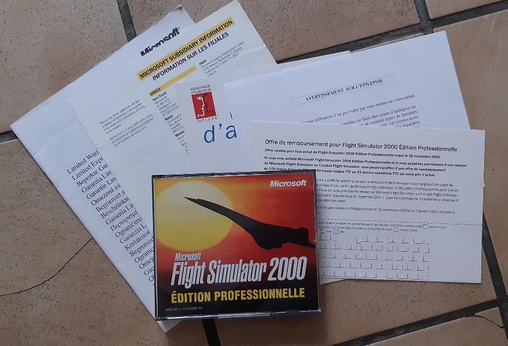 Flight Simulator 2000 Pro CD, Games en Spelcomputers, Games | Pc, Ophalen, 1 speler, Zo goed als nieuw, Vanaf 12 jaar