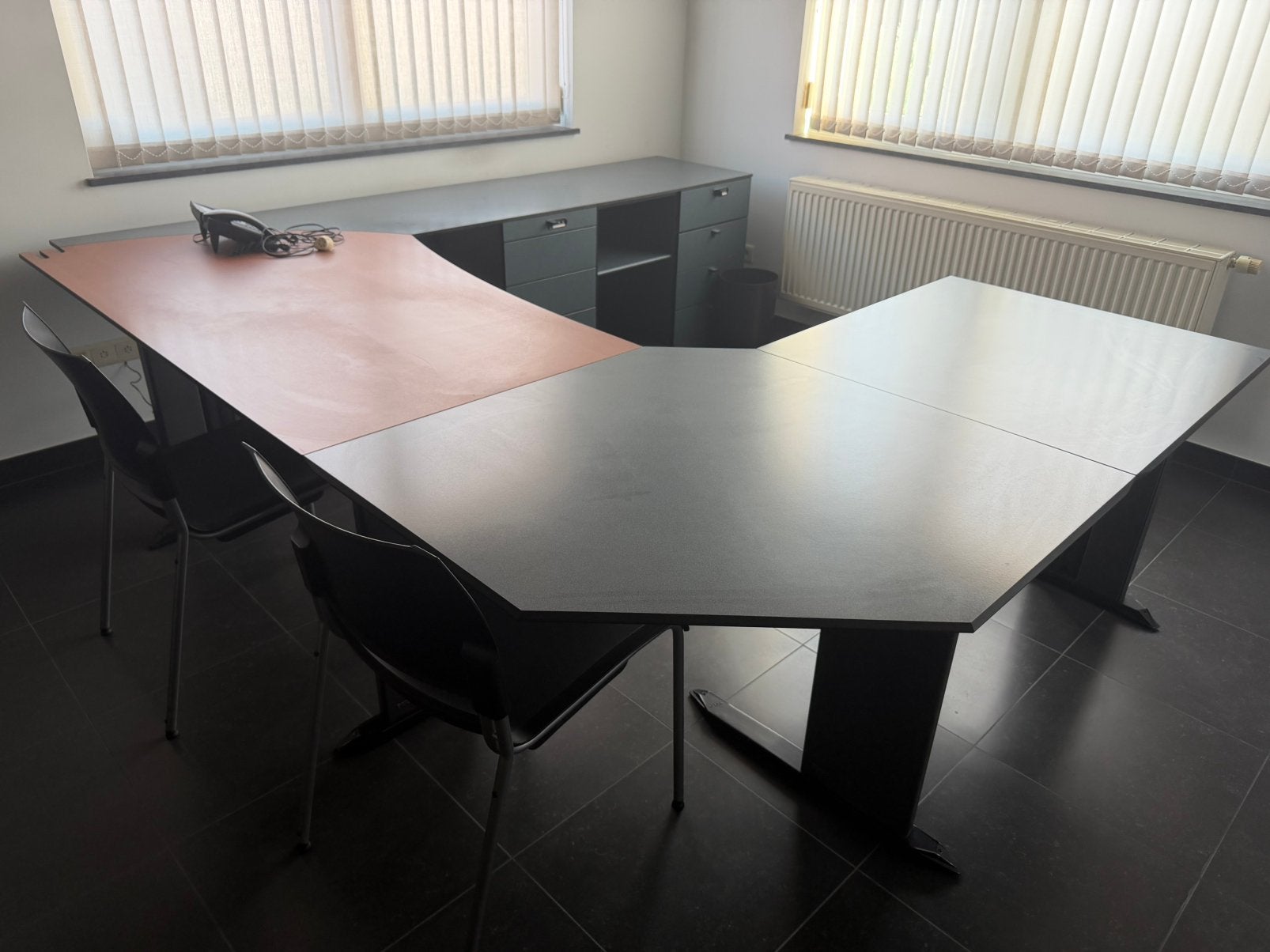 Groot Bulo bureau, Maison & Meubles, Enlèvement, Utilisé
