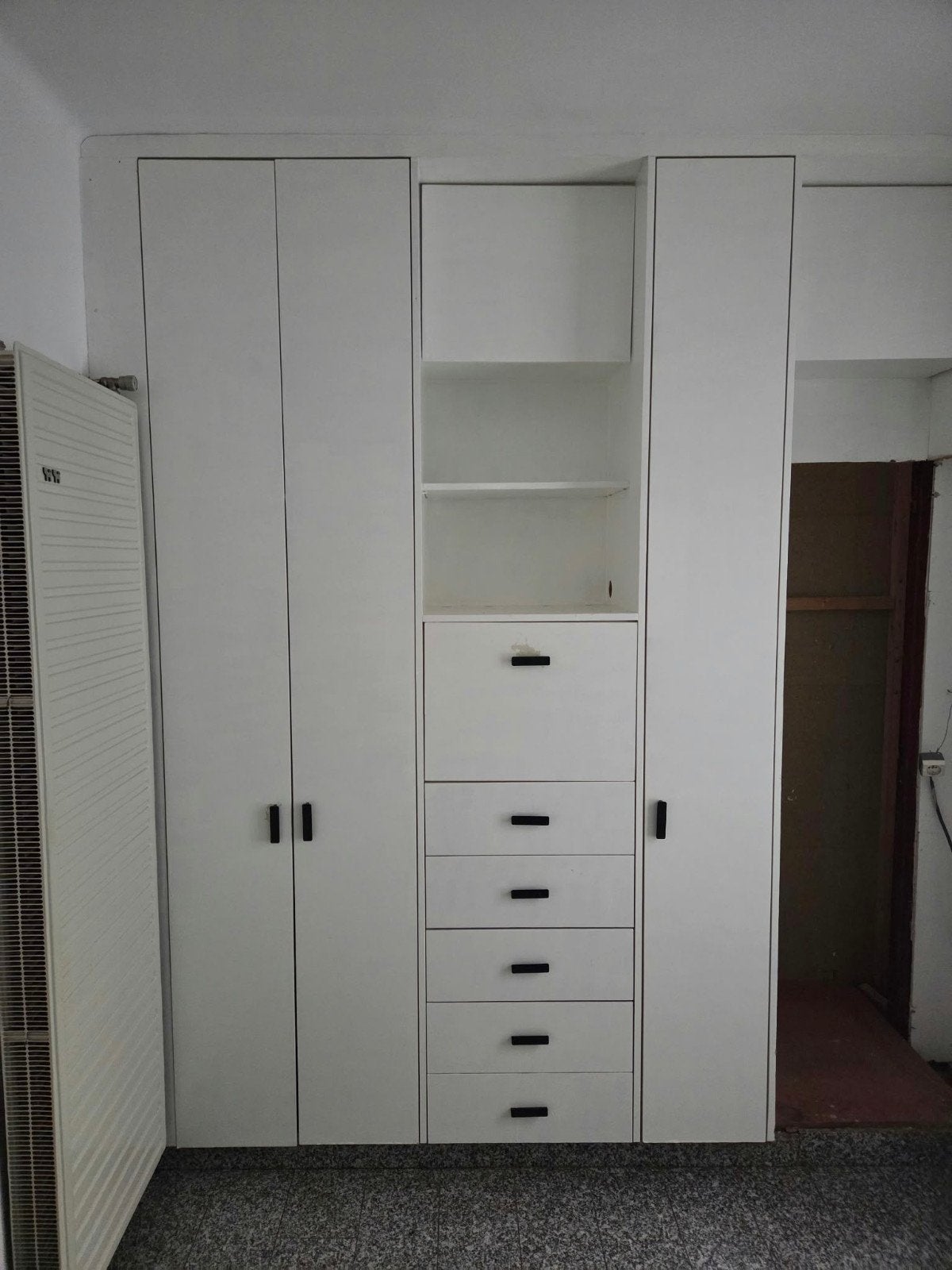 Witte kasten (met planken en schuiven), Huis en Inrichting, Kasten | Boekenkasten, Ophalen, Gebruikt