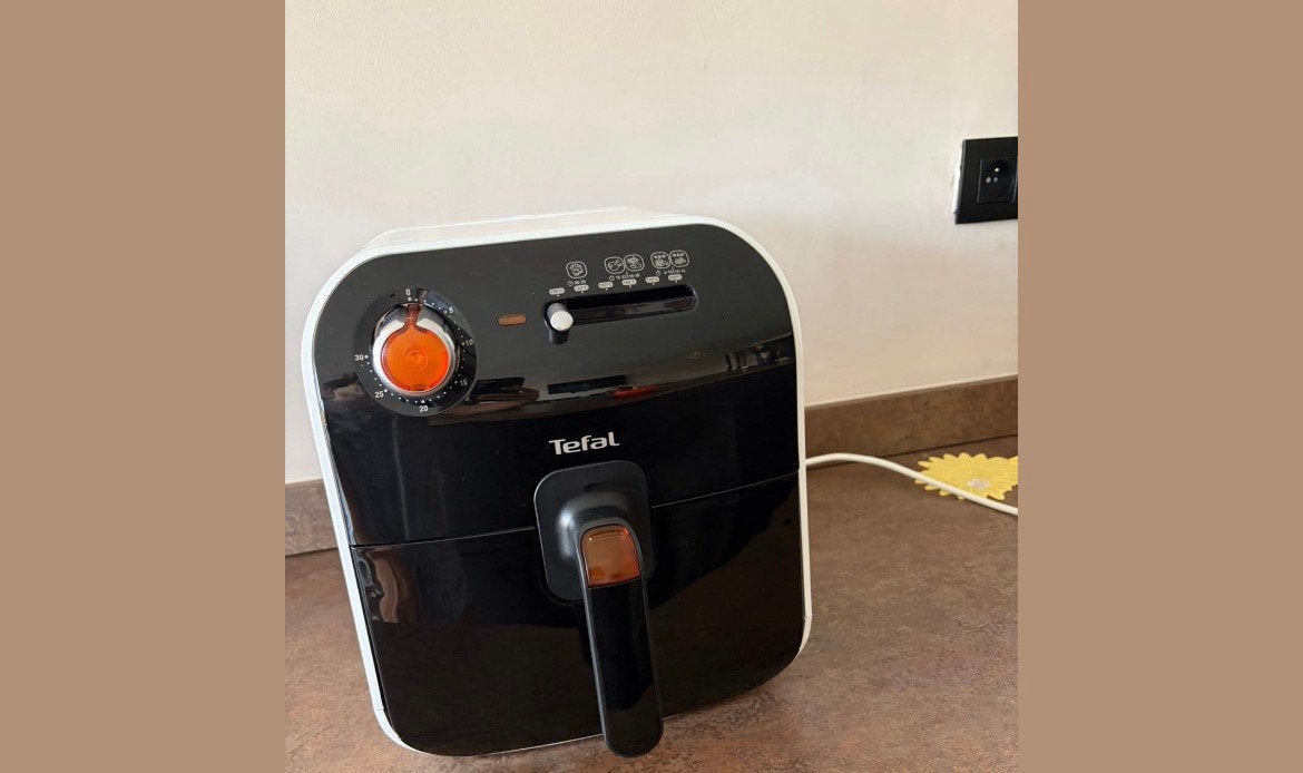 Airfryer tefal zeer compact en makkelijk 3-4p, Enlèvement, Comme neuf, Friteuse à air