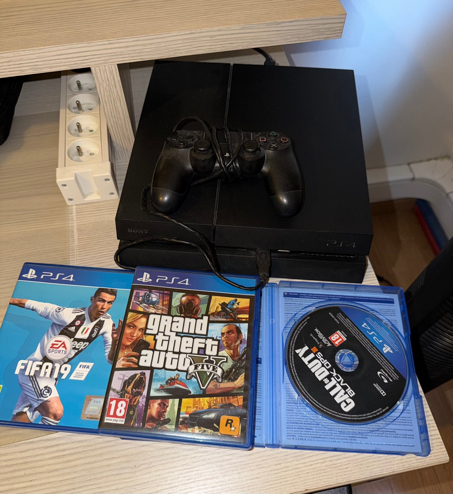 Playstation 4 500gb spelletjes + controller, Ophalen, Met 1 controller, 500 GB, Gebruikt
