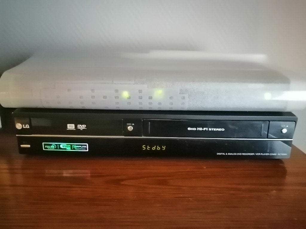 Combi Enregistreur DVD & Magnétoscope VHS LG RCT699H, Envoi, Enregistreur DVD, LG