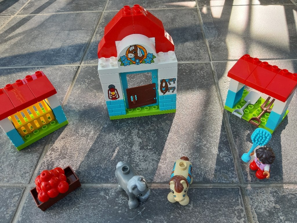 Lego Duplo Paardenstal nr. 10868, Ophalen, Compleet, Zo goed als nieuw, Duplo
