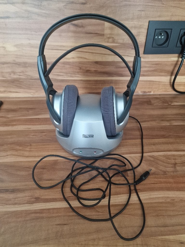 Casque TV sans fil Welltech avec station de recharge, Enlèvement ou Envoi, Utilisé, Sans fil
