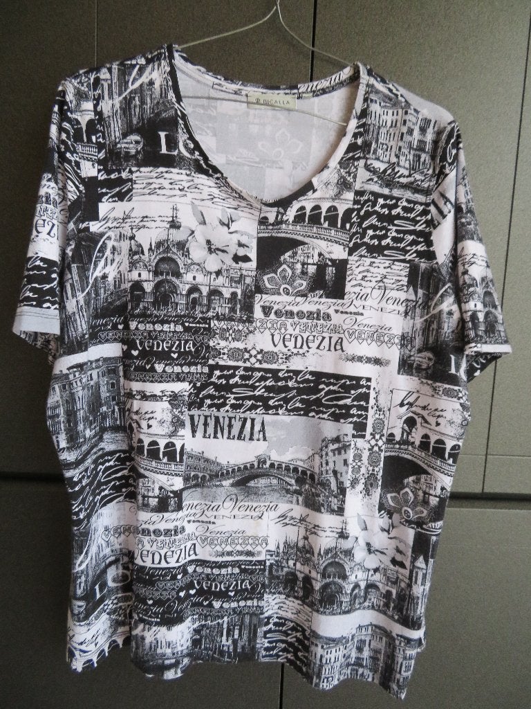 Zwart/wit damesshirt, Kleding | Dames, T-shirts, Maat 38/40 (M), Zwart, Ophalen of Verzenden, Korte mouw
