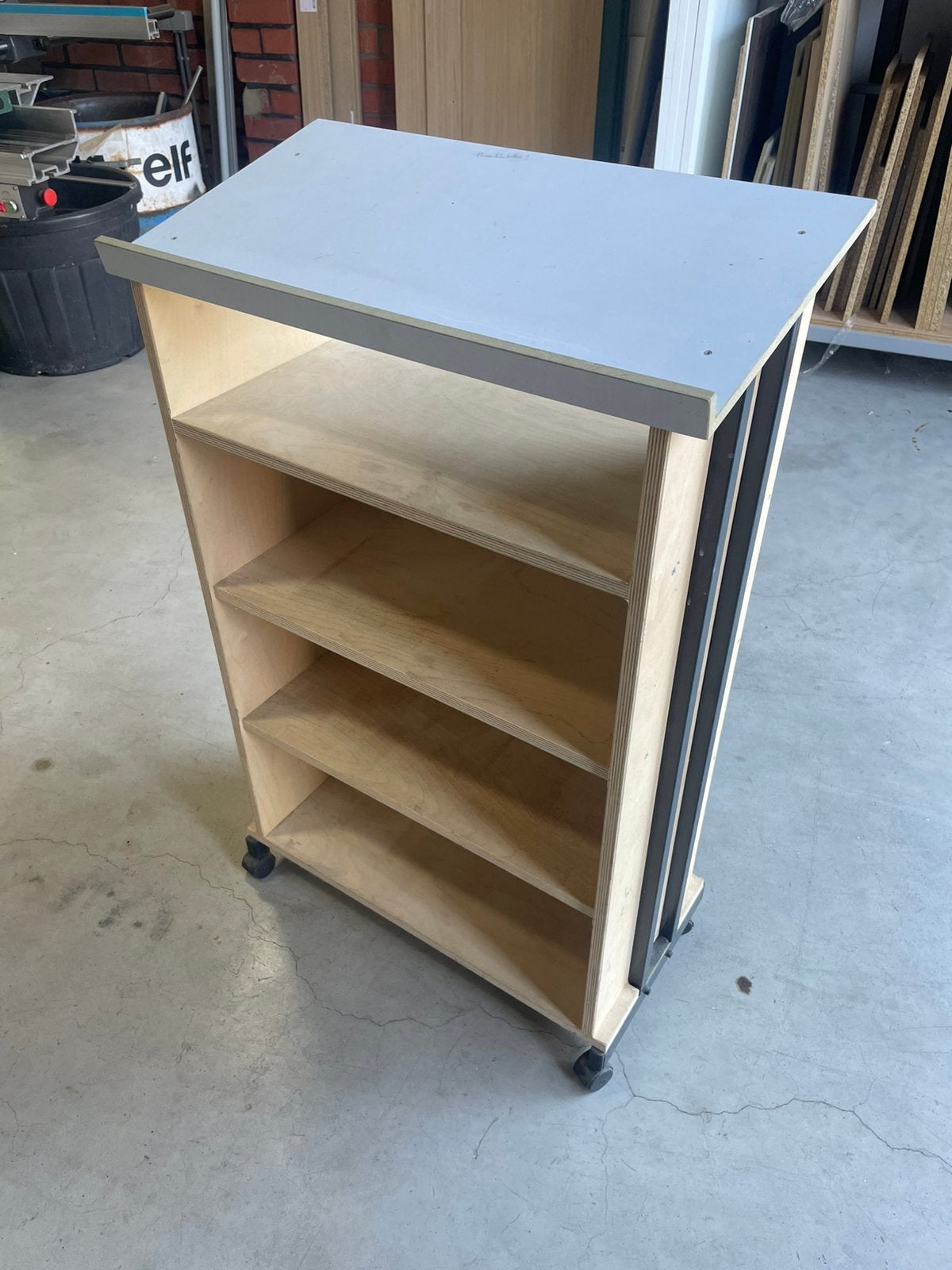 Laptop / computer standaard / kar/rekje Cnc, Huis en Inrichting, Ophalen, Zo goed als nieuw