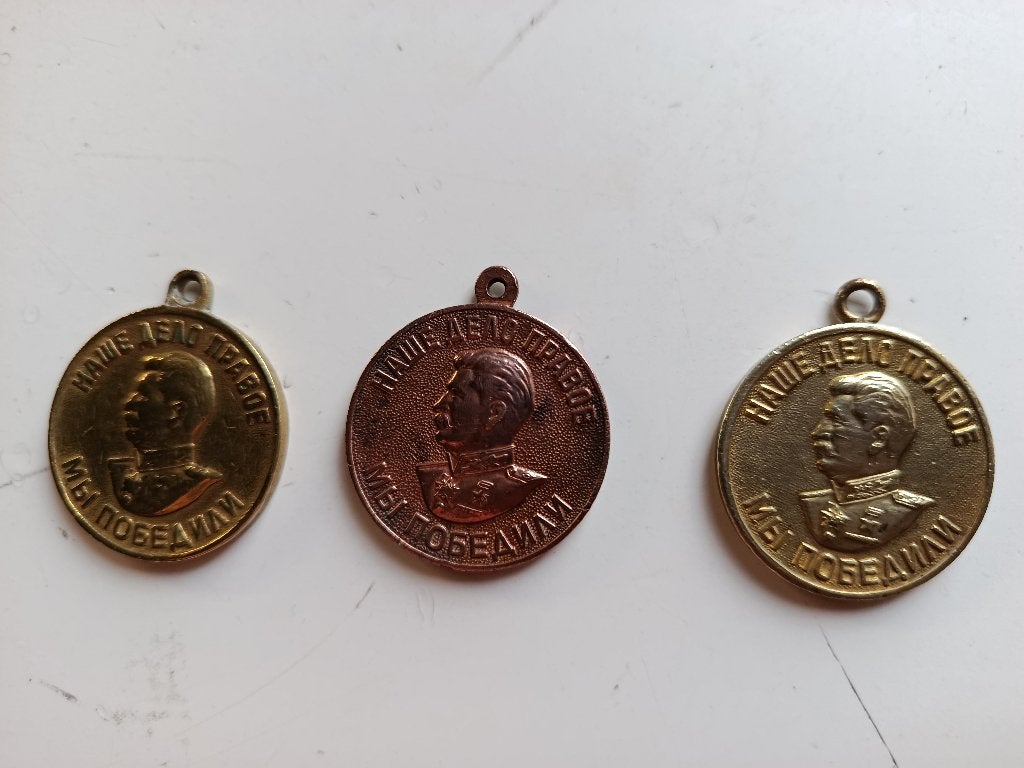Sovjet medailles / Russische medailles, Verzamelen, Verzenden