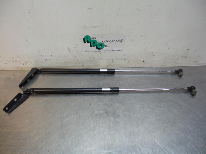 Kit amortisseur gaz hayon d'un Subaru Legacy (Legacy 04-), Subaru, -, Utilisé, -