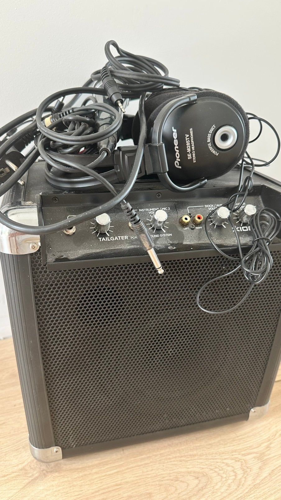 Speakerbox Tailgater, Audio, Tv en Foto, Karaoke-apparatuur, Ophalen, Gebruikt, Complete set
