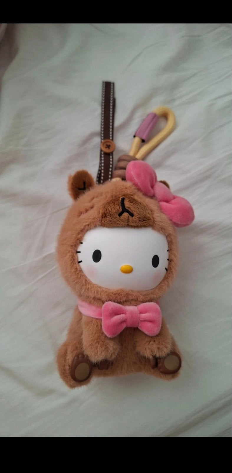 Porte-clé Hello Kitty sanrio Capybara, Collections, Enlèvement ou Envoi, Neuf, Peluche ou Figurine