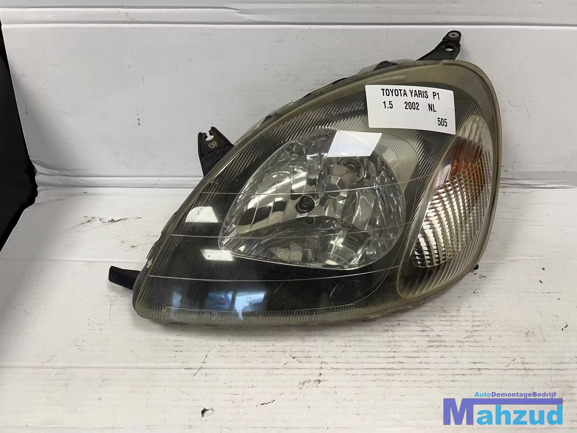 TOYOTA YARIS P1 links koplamp 1999-2004, Auto-onderdelen, Info@toyota.co.jp, Gebruikt, Toyota Motor Corporation, Toyota-Cho 1
471-8571  Toyota City