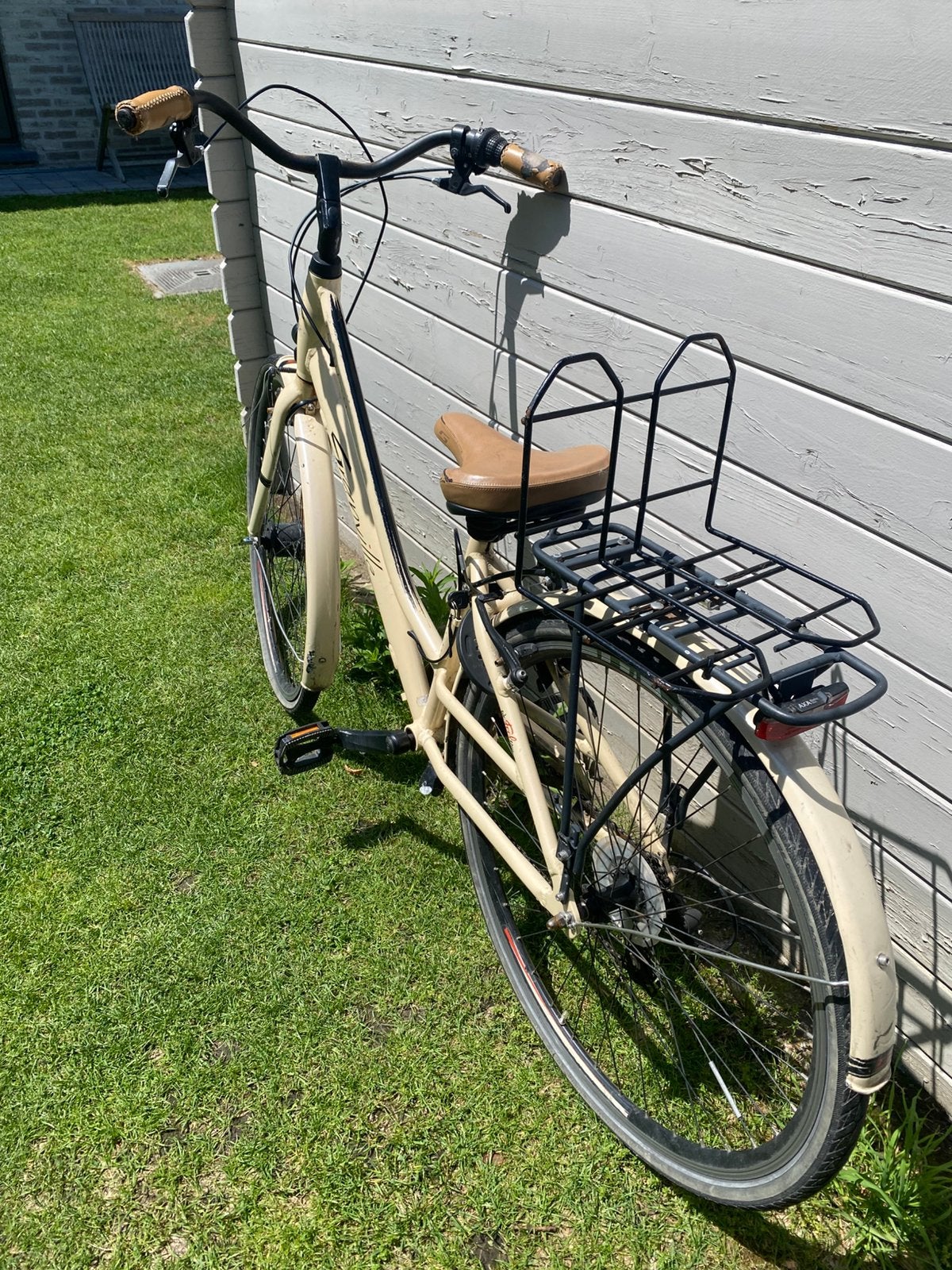 Dames fiets, Ophalen, Zo goed als nieuw
