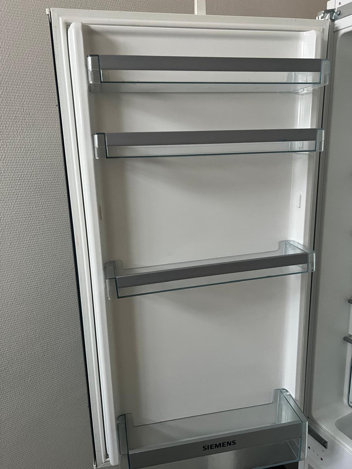 Frigo siemens encastrable, Enlèvement, Comme neuf