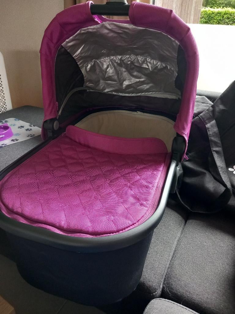 Reiswieg Uppababy Vista 2015, Kinderen en Baby's, Ophalen, Zo goed als nieuw
