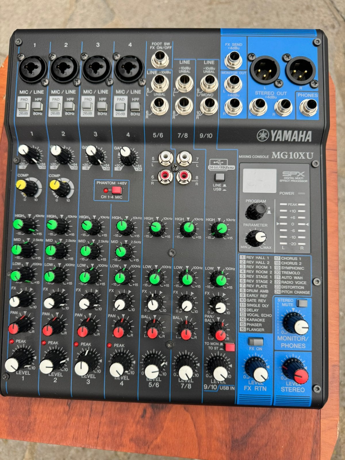 Table de mixage Yamaha MG10XU (avec USB et Effets SPX), Ophalen of Verzenden, Zo goed als nieuw