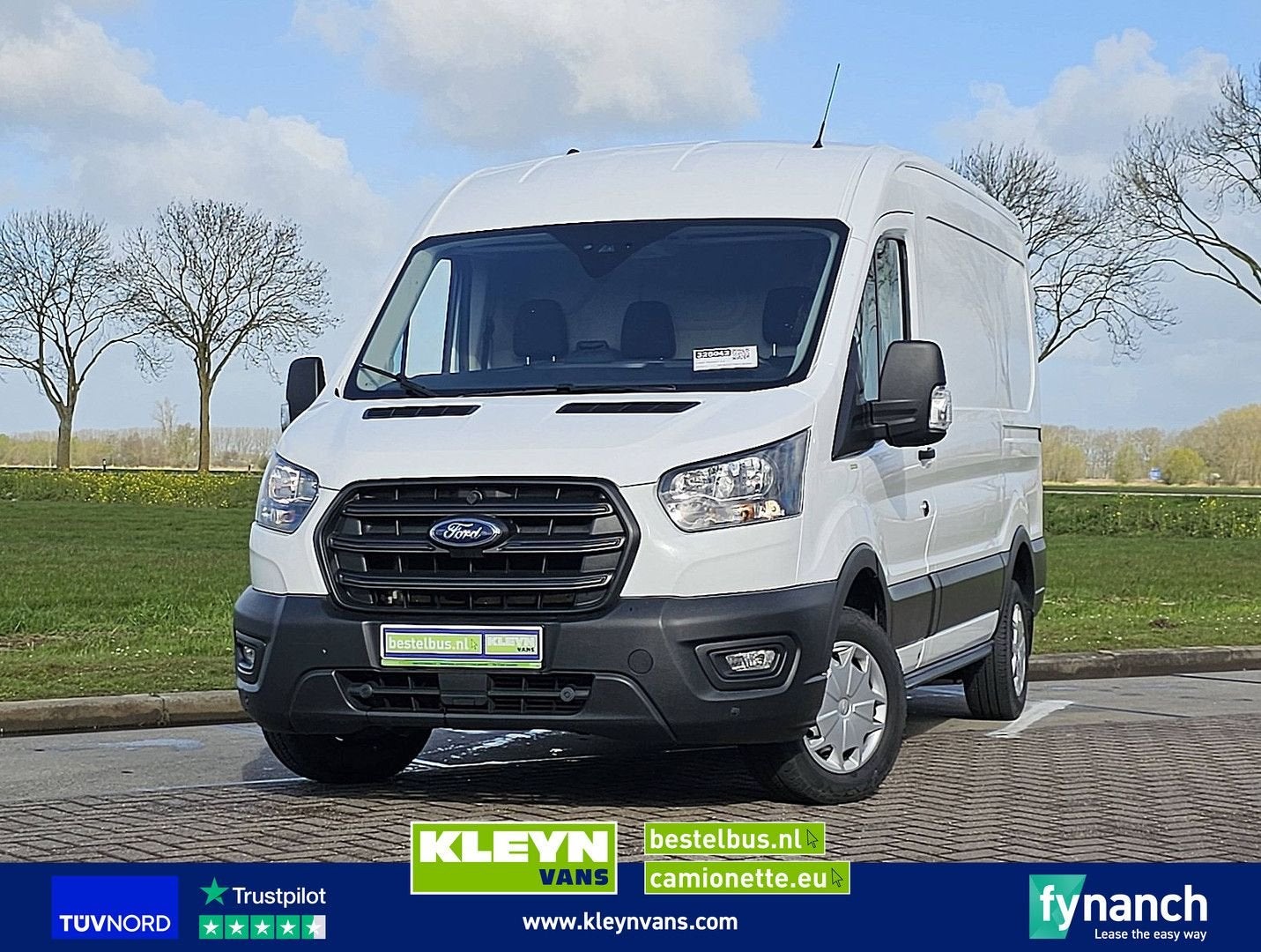 Ford TRANSIT 2.0 L2H2 Euro6 Trekhaak!, Auto's, Bestelwagens en Lichte vracht, Wit, Bedrijf, Ford, Te koop
