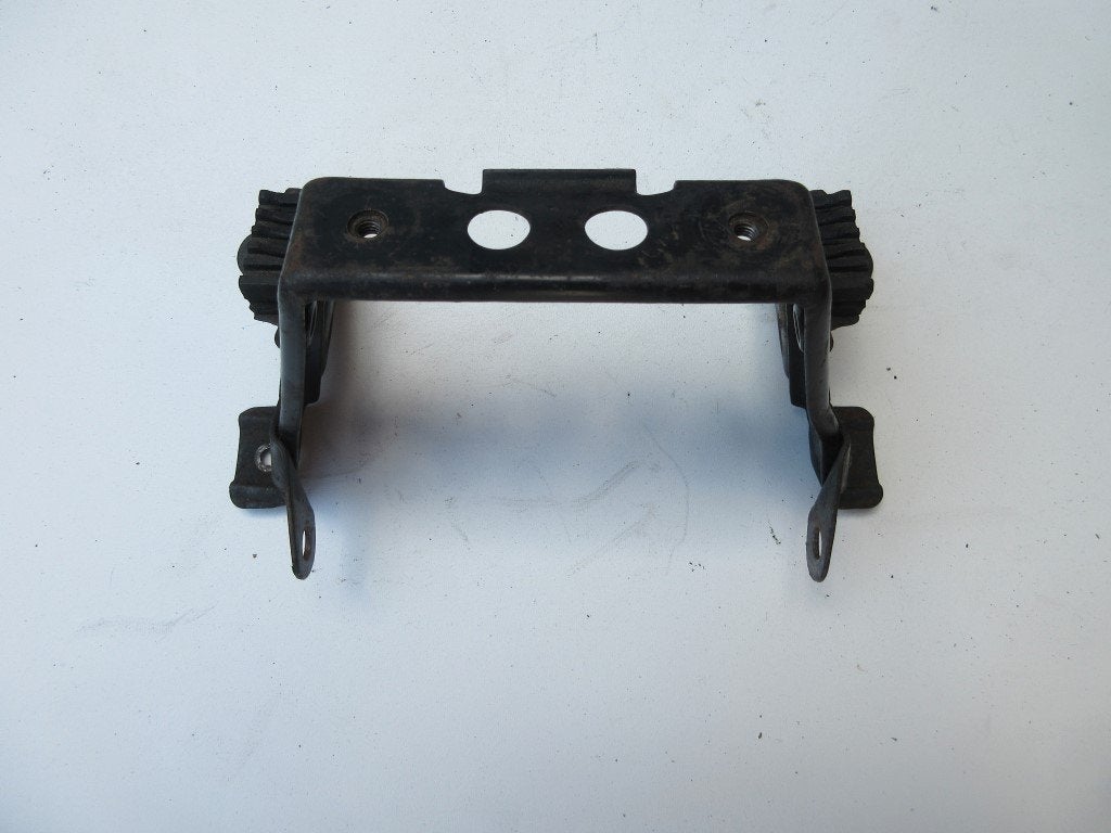 Suzuki GSX600 tankhouder steun benzinetank houder beugel GSX, Motoren, Verzenden, Gebruikt