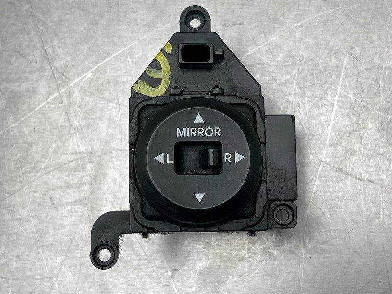 COMMUTATEUR RÉTROVISEUR Hyundai i30 (FD) (01-2007/11-2011), Utilisé, Hyundai