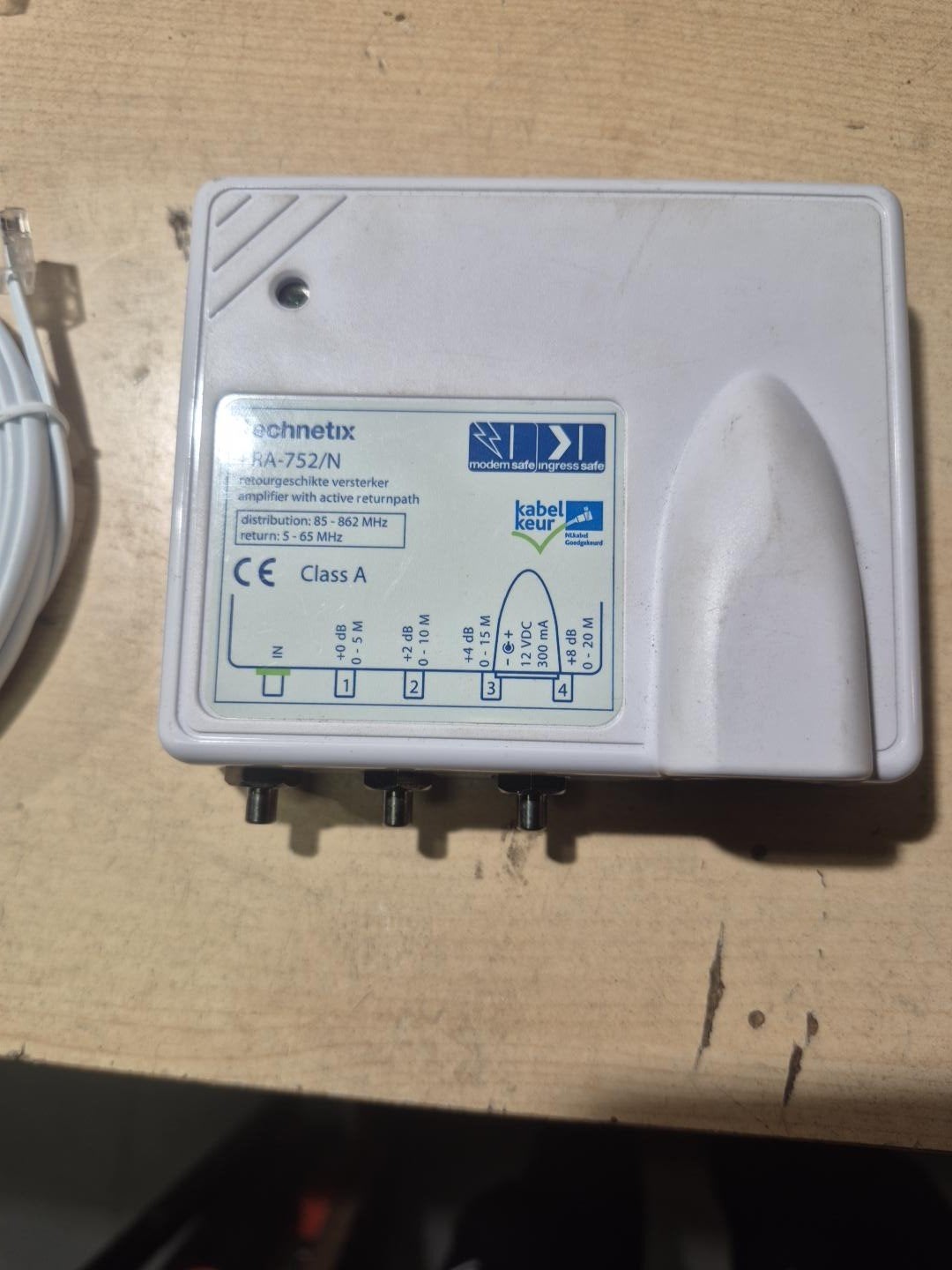 Technetix DA-752/N CATV-versterker – retourgeschikt, Audio, Tv en Foto, Ophalen of Verzenden, Zo goed als nieuw