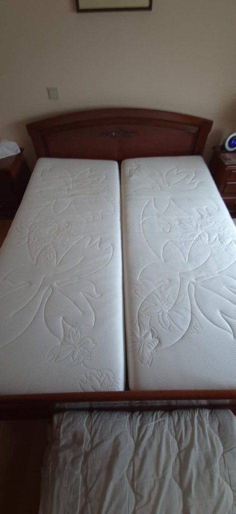 Sommier et matelas pour 2 personnes, Matelas, Enlèvement, Utilisé, 200 cm
