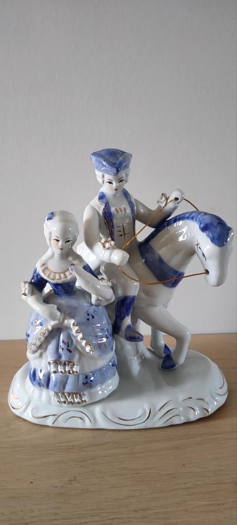 Porseleinen beeldje met een paard, Antiek en Kunst